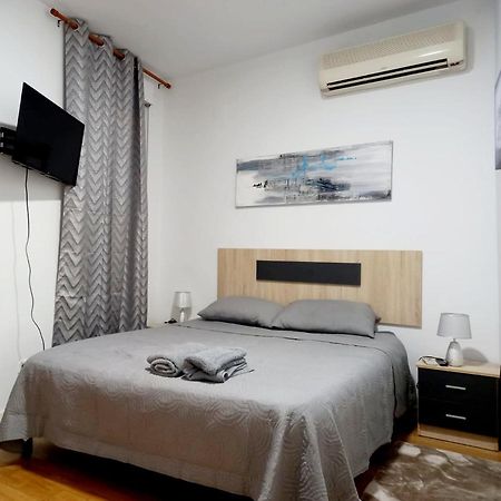 Hostel Pepe Viajes มาดริด ภายนอก รูปภาพ