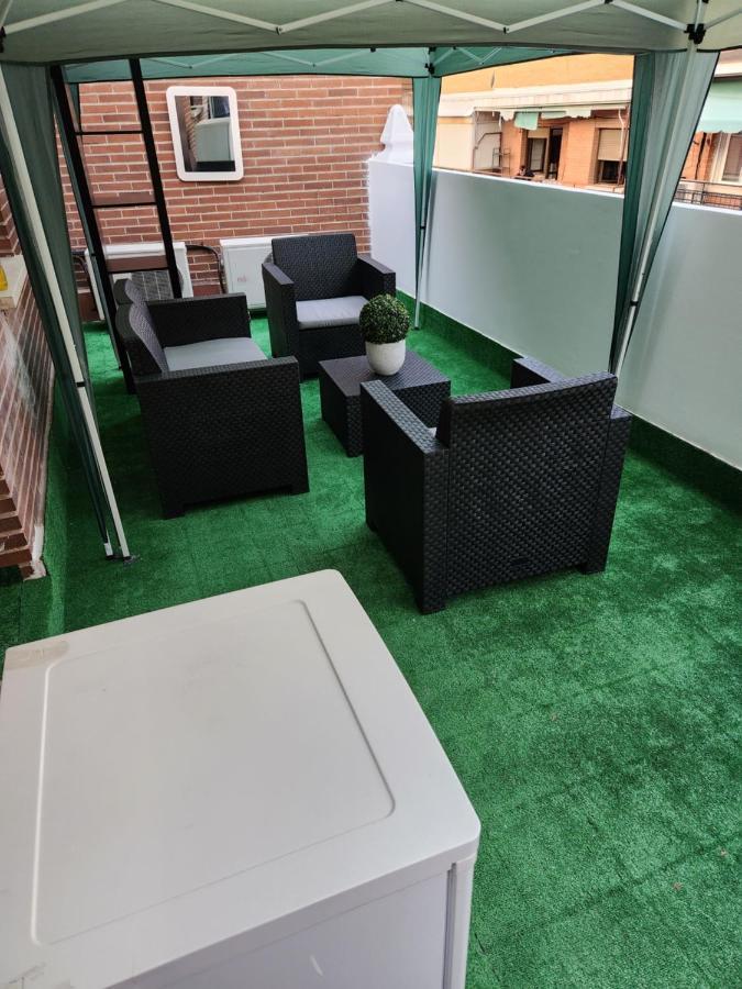 Hostel Pepe Viajes มาดริด ภายนอก รูปภาพ
