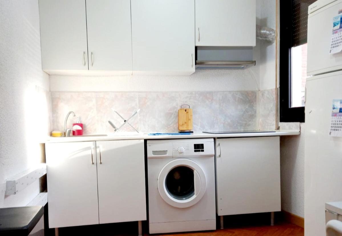 Hostel Pepe Viajes มาดริด ภายนอก รูปภาพ